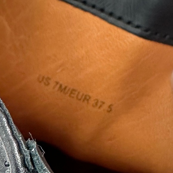 Via Spiga womens ankle booties size 7 37.5 black leather almond toe wedge boots - Picture 12 of 14